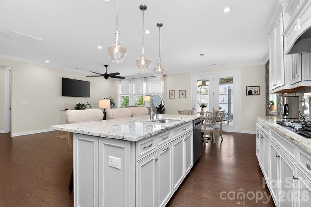 3024 Marchers Trace Drive, Charlotte, NC 28227