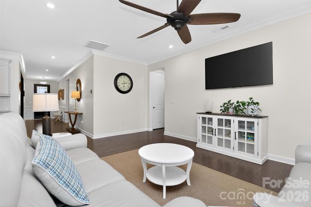 3024 Marchers Trace Drive, Charlotte, NC 28227