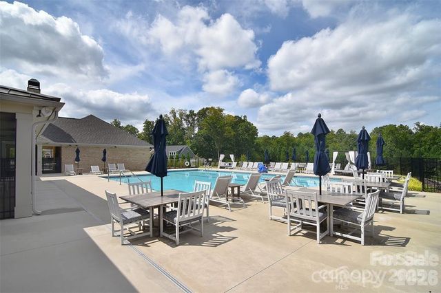 3024 Marchers Trace Drive, Charlotte, NC 28227