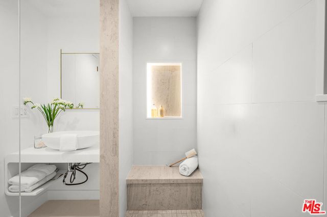10601 Wilshire Boulevard 504, Los Angeles, CA 90024