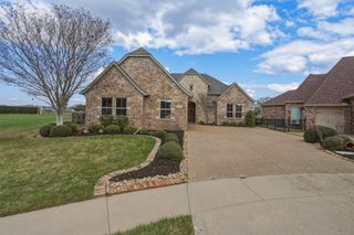 1404 Amsterdam Court, Granbury, TX 76048