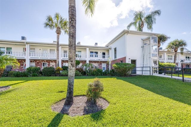 4746 AZALEA DRIVE 107C, New Port Richey, FL 34652