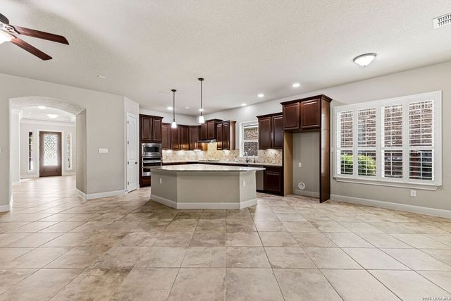 18611 Golden Maize, San Antonio, TX 78258