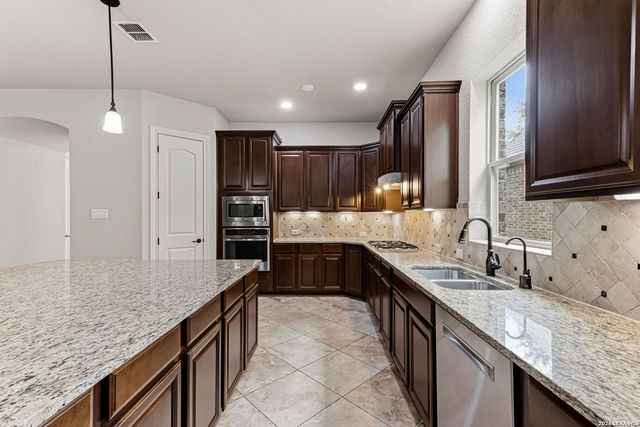 18611 Golden Maize, San Antonio, TX 78258