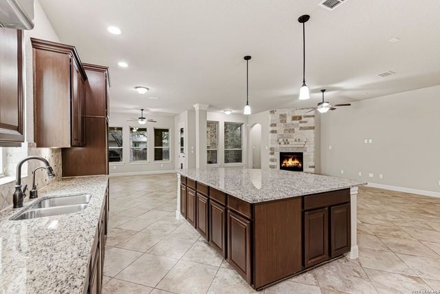 18611 Golden Maize, San Antonio, TX 78258