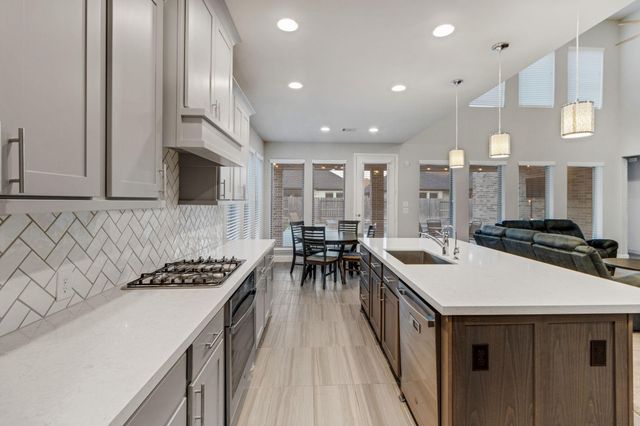 17467 Bayflower, Conroe, TX 77385