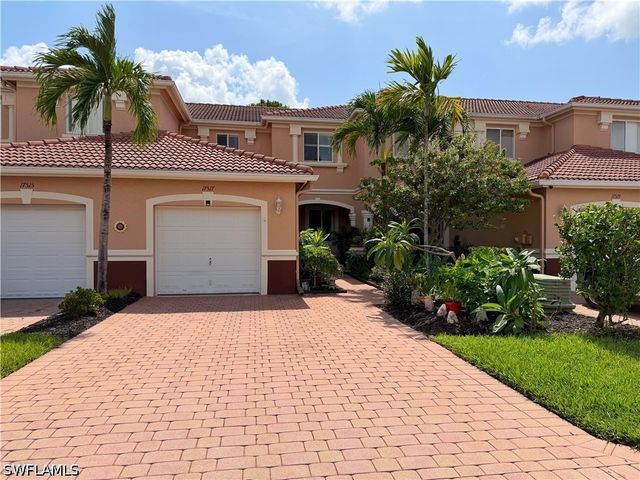 17517 Cherry Ridge LN, Fort Myers, FL 33967