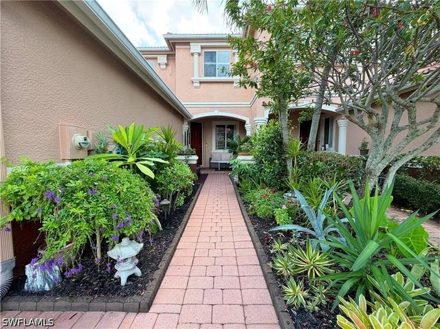 17517 Cherry Ridge LN, Fort Myers, FL 33967