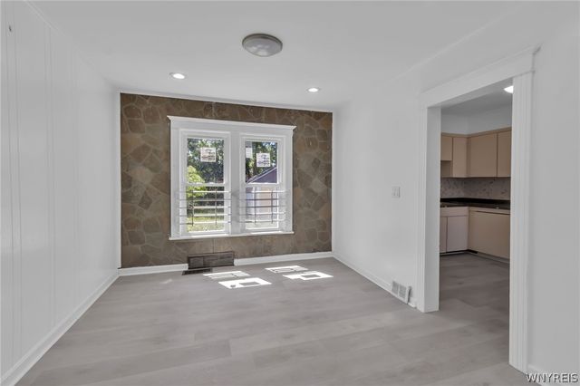 204 Floss Avenue, Buffalo, NY 14215