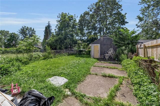 204 Floss Avenue, Buffalo, NY 14215