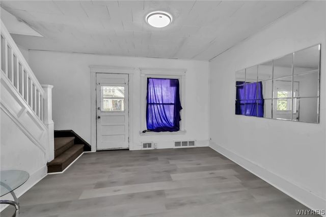 204 Floss Avenue, Buffalo, NY 14215