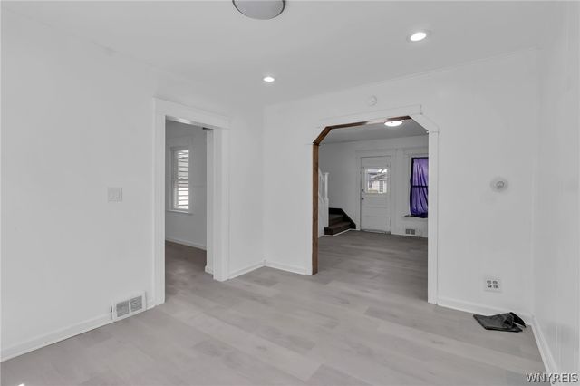 204 Floss Avenue, Buffalo, NY 14215