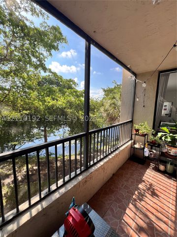 100 NW 76th Ave 302-2, Plantation, FL 33324