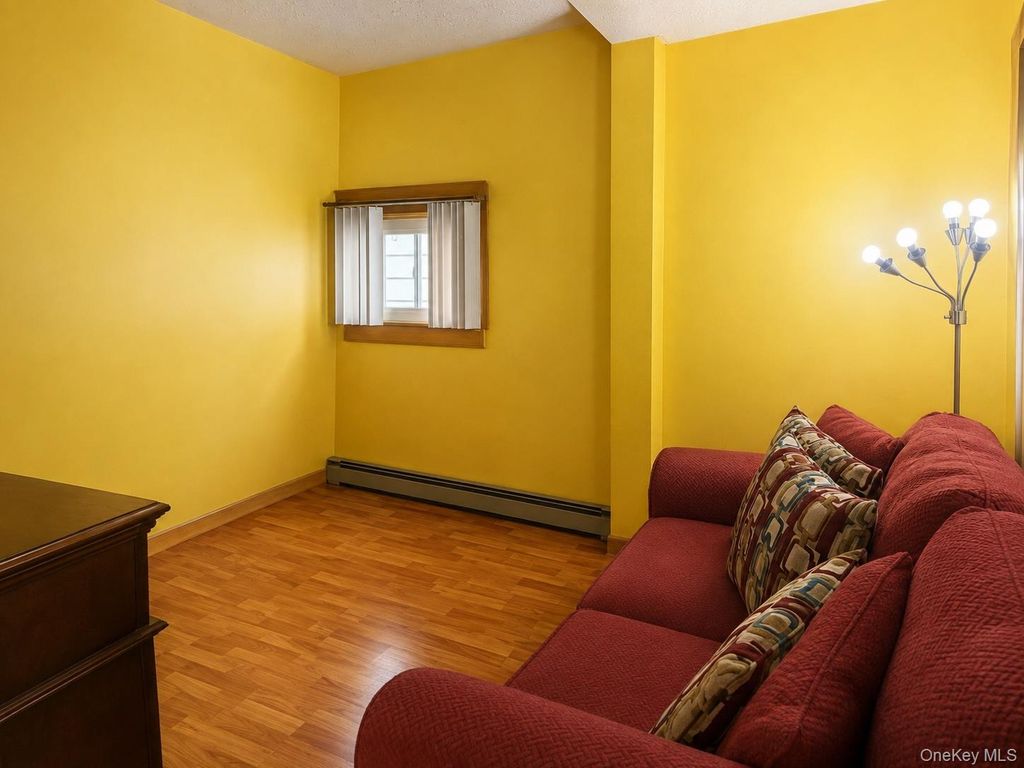 18 Van Riper Street, Staten Island, NY 10302 — photo 2