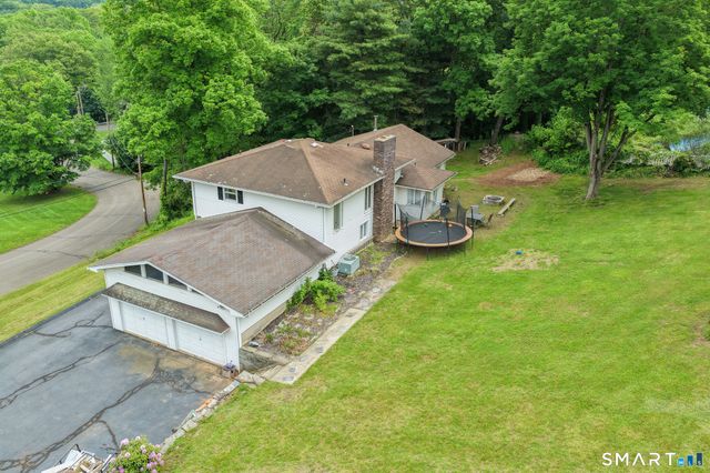 16 Indian Hill Road, North Branford, CT 06472