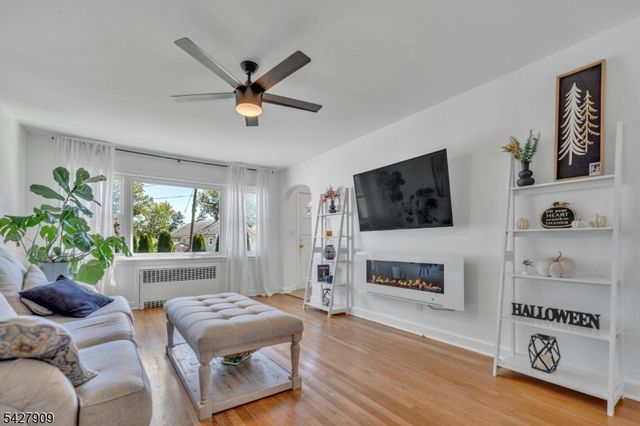 78 Joseph St, Clark Twp., NJ 07066