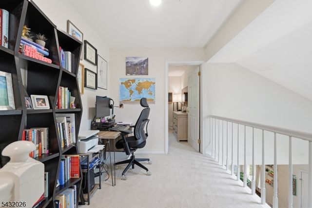26 Driftwood Dr, Franklin Twp., NJ 08873
