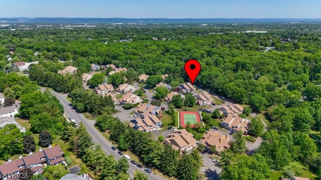 26 Driftwood Dr, Franklin Twp., NJ 08873