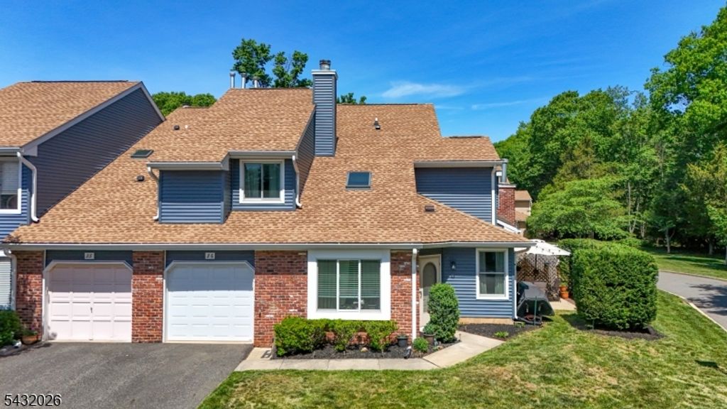 26 Driftwood Dr, Franklin Twp., NJ 08873