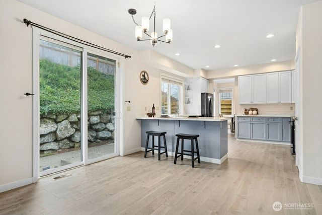 1807 NE 26th Place, Renton, WA 98056