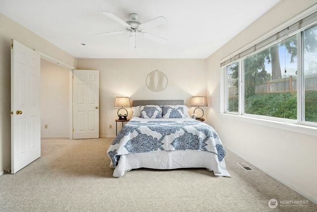 1807 NE 26th Place, Renton, WA 98056