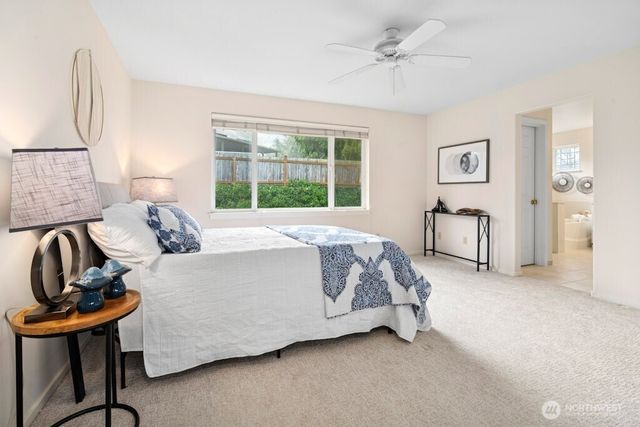 1807 NE 26th Place, Renton, WA 98056