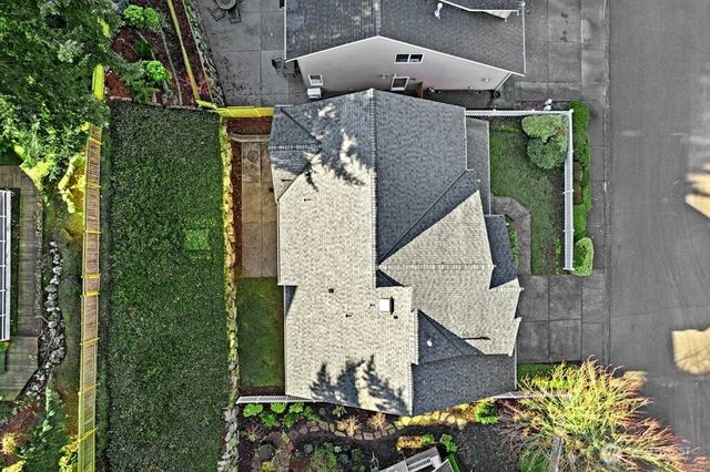 1807 NE 26th Place, Renton, WA 98056