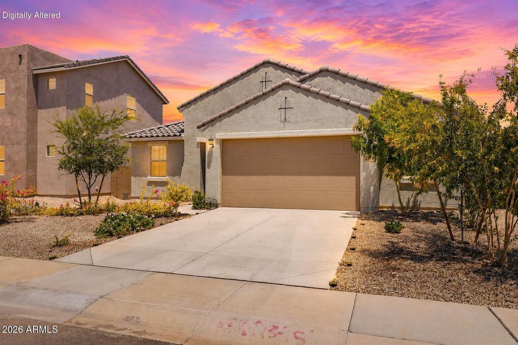 4564 W GILBERT Lane, San Tan Valley, AZ 85144 — exterior