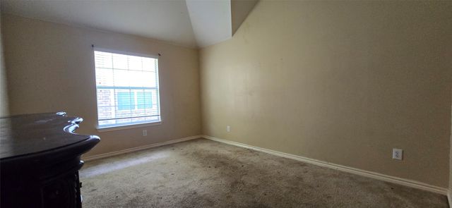 1121 Bradford Drive, Glenn Heights, TX 75154