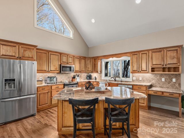 26 Ashewood Lane, Waynesville, NC 28786