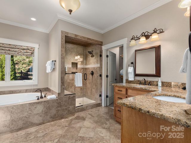 26 Ashewood Lane, Waynesville, NC 28786