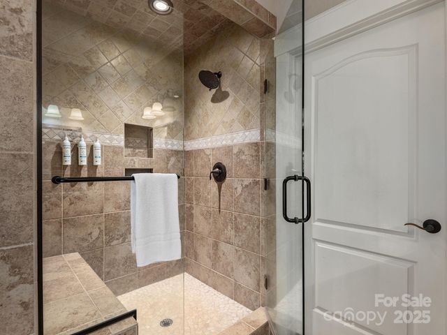 26 Ashewood Lane, Waynesville, NC 28786