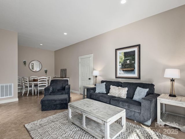 26 Ashewood Lane, Waynesville, NC 28786