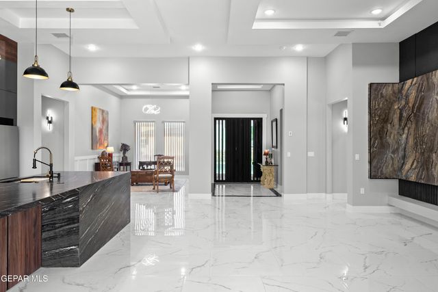 5421 Dougallan Lane, El Paso, TX 79932