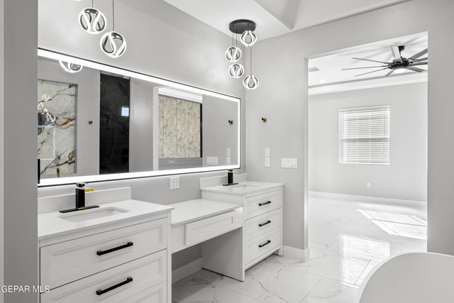 5421 Dougallan Lane, El Paso, TX 79932