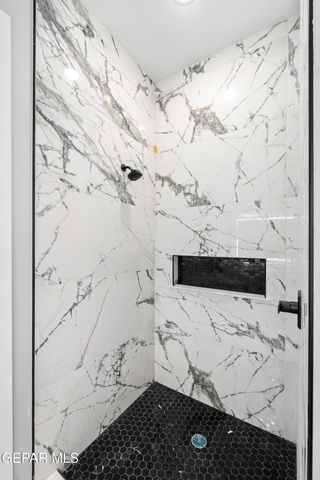 5421 Dougallan Lane, El Paso, TX 79932