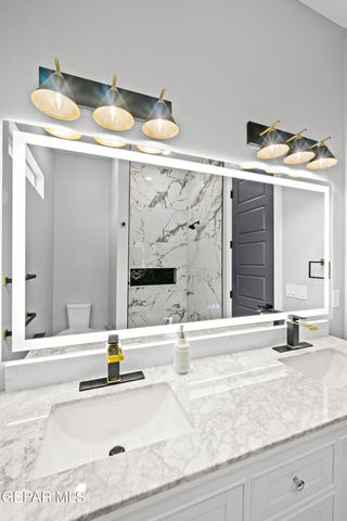 5421 Dougallan Lane, El Paso, TX 79932