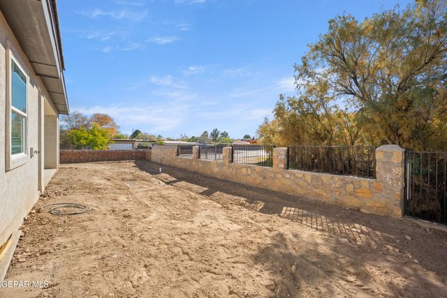 5421 Dougallan Lane, El Paso, TX 79932