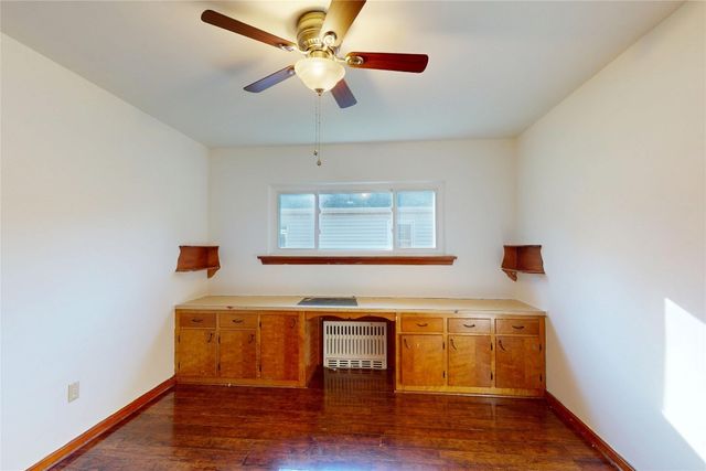 1013 W GORE Road, Erie, PA 16509