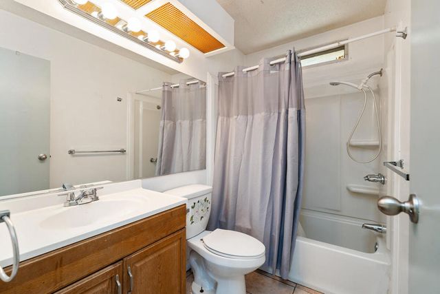 40560 Golden Way, Palm Desert, CA 92211