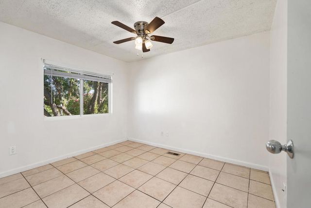 40560 Golden Way, Palm Desert, CA 92211