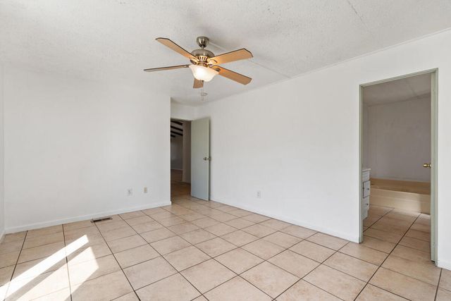 40560 Golden Way, Palm Desert, CA 92211