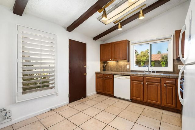 40560 Golden Way, Palm Desert, CA 92211