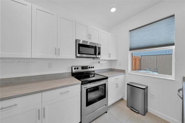 2632 SE 11th Court, Homestead, FL 33035