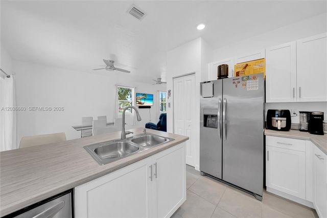 2632 SE 11th Court, Homestead, FL 33035