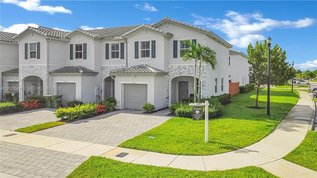 2632 SE 11th Court, Homestead, FL 33035