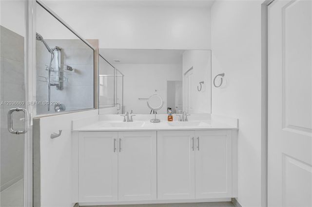 2632 SE 11th Court, Homestead, FL 33035