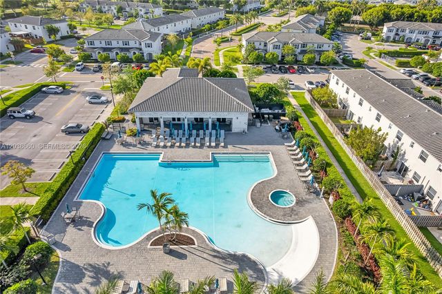 2632 SE 11th Court, Homestead, FL 33035