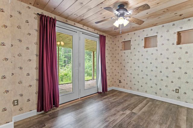 388 Perch Pond Road, Holderness, NH 03245