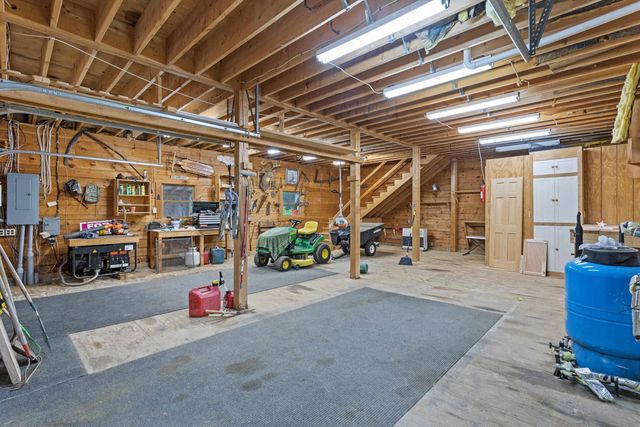 388 Perch Pond Road, Holderness, NH 03245